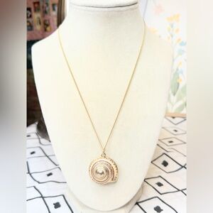 Gold Tone Nautilus Shell Pendant Necklace Natural Spiral Seashell Coastal